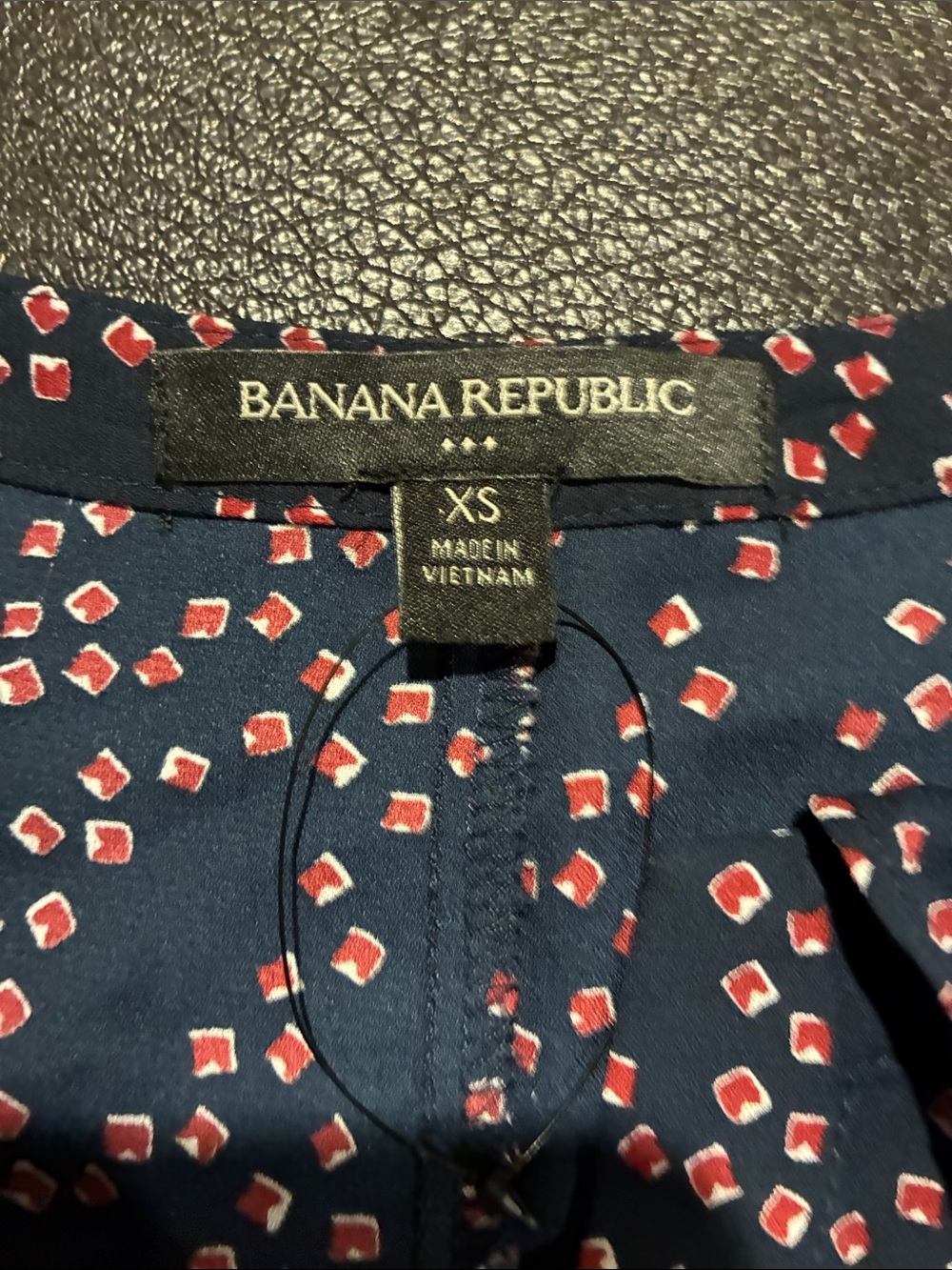 Banana republic Mixed Women's Blouse Bundle - Floral & Paisley Prints - Picture 10 of 14